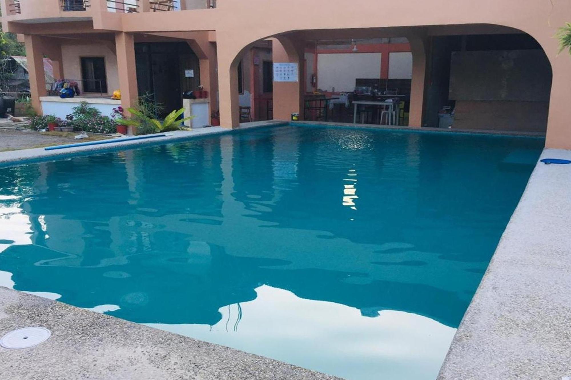 Larosa Hostel Puerto Princesa Exterior photo